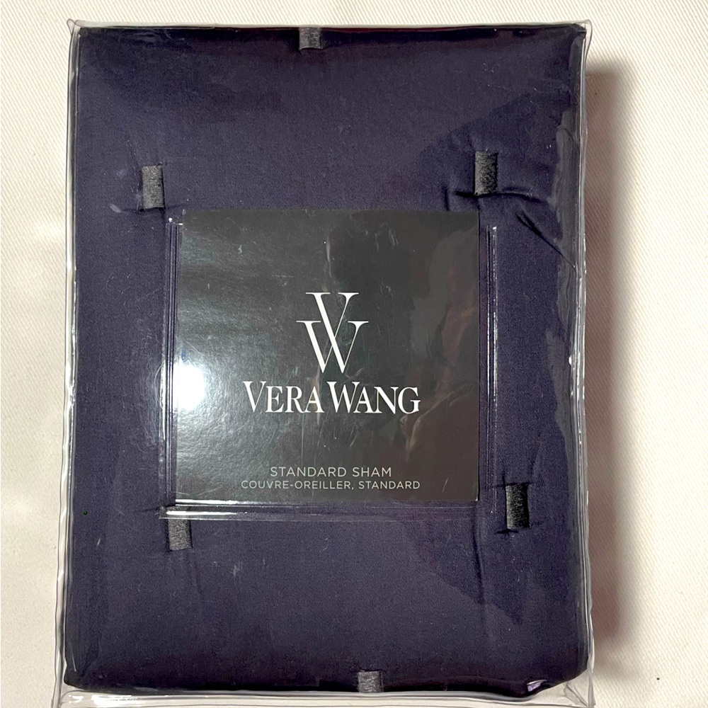 NWT VERA WANG   STANDARD SHAM   LUSTER PLUM STD SHAM QUILT